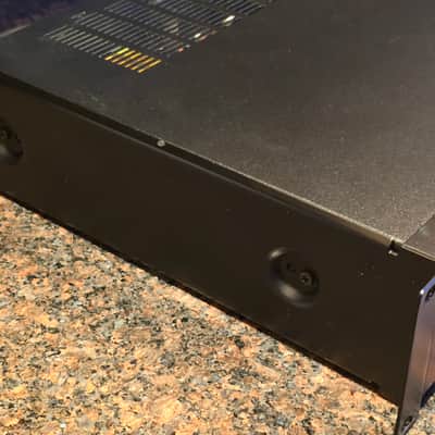 Denon DN-C550R June 2002 - Black image 9