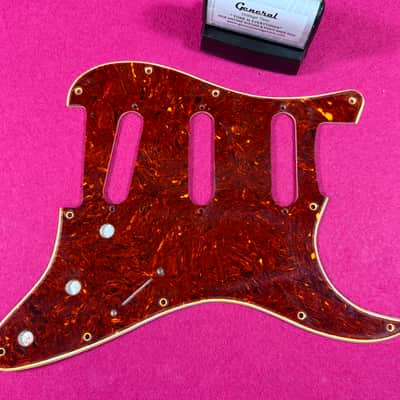 General Vintage Tone 1969’ Nitrate celluloid pickguard for Stratocaster 4 ply Celluloid nitrate / Carey NOS image 5