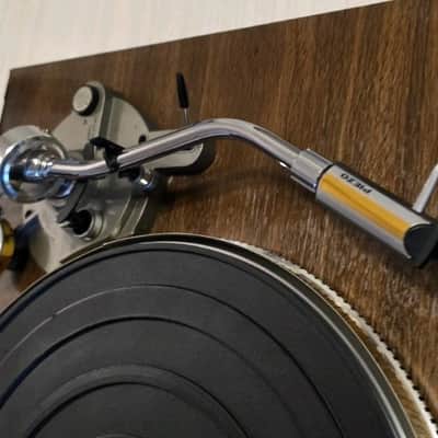 VINTAGE THORN RESTORED TURNTABLE/33/45 SPEED/GOLD STYLE CHROME EDITION image 4