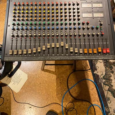TASCAM M-216 80s image 4