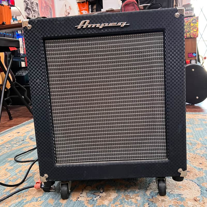 Ampeg Rocket Bass Model B-100R 100-Watt 1x15" Bass Combo 1996 - 2006 - Blue Diamond image 1