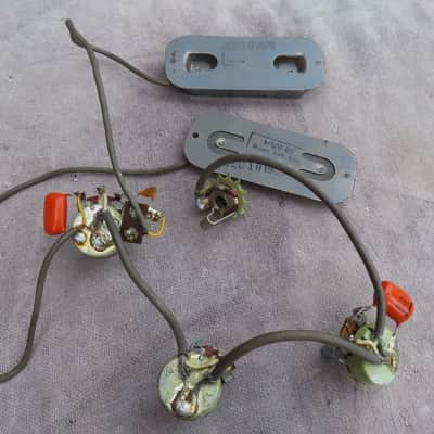 DEARMOND 1965-66 GOLD FOIL PICKUPS & WIRING HARNESS HARMONY ROCKET SILVERTONE models image 5