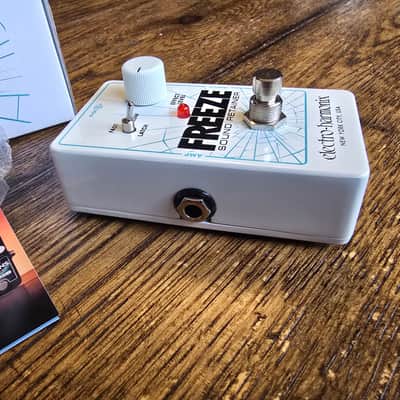Electro-Harmonix Freeze Nano Sound Retainer Sustain Pedal 2010 - Present - Blue / Gray image 2