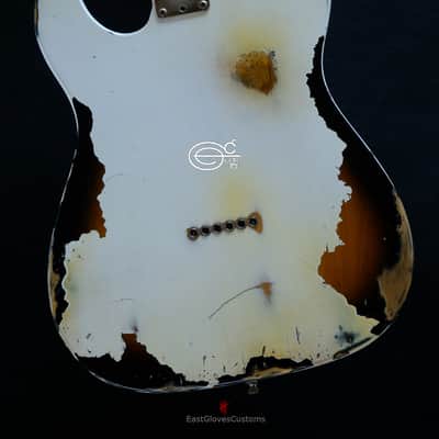 Fender Telecaster American Deluxe 60th Anniversary Series White over Sunburst Aged Heavy Relic Rare image 10