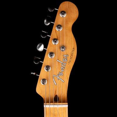 Pre-Owned 2020 Fender Vintera 50's Telecaster 2-Tone Sunburst with Gig Bag image 12