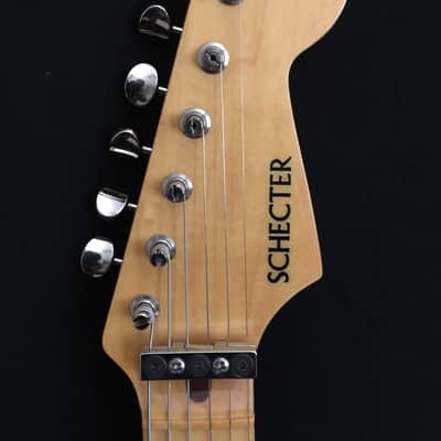Schecter  Strat 1985 Candy apple red image 5