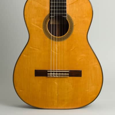 Manuel Velazquez  Classical Guitar (1955), ser. #153, period black hard shell case. image 3