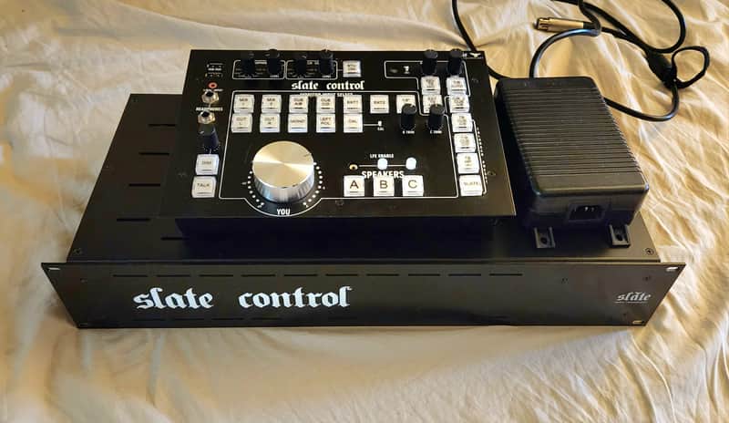 Slate Monitor Control Black :: Used Item image 1
