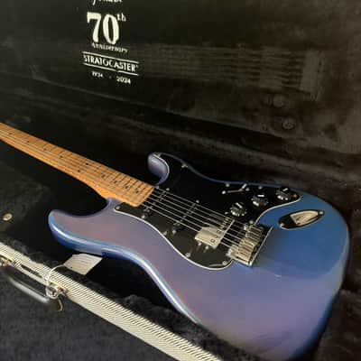Fender Limited Edition 70th Anniversary Ultra Stratocaster HSS – Amethyst image 20
