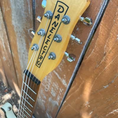 Danelectro Hodad with Tremolo 1998 - 2004 - Black/Gold Pearl image 10