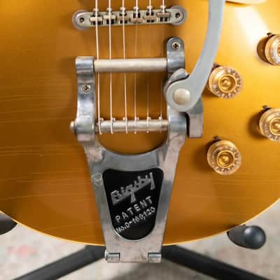 Gibson Custom Shop 1957 Les Paul Standard Murphy Lab Ultra Light Aged Electric Guitar with Bigsby - All Double Gold with Hardshell Case image 15