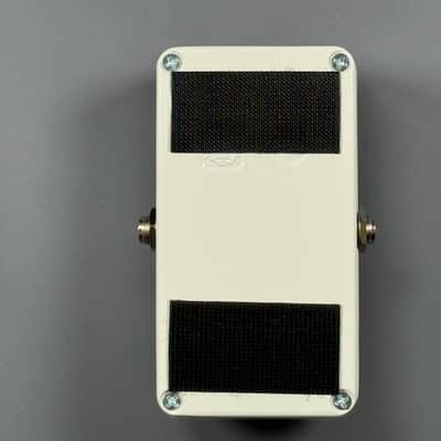Electro-Harmonix Crayon 69 Full-Range Overdrive 2015 - Present - White with Vertical Crayons image 4