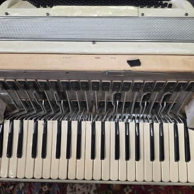 Scandalli 41 Key Blue Pearl Tone Model 409\29 Accordian & Case image 10