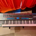Roland Juno-X 61-Key Programmable Polyphonic Synthesizer 2022 - Present - Black