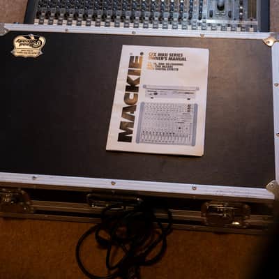 Mackie CFX20 MKII 20-Channel Compact Integrated Live Sound Reinforcement Mixer 2005 - 2012 - Dark Gray image 6