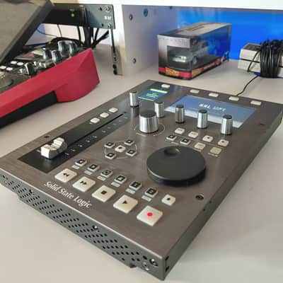 Solid State Logic SSL UF1 DAW Controller 2023 - Black image 1