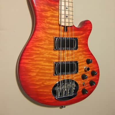 Lakland USA 44-94 Deluxe  Cherryburst image 2
