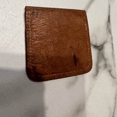 1936-1939 Gibson Souvenir Chicago or New York World Fair Pick Pouch Picks Plectra Plectrum Rare Case Candy Pre War Collector Vintage image 2