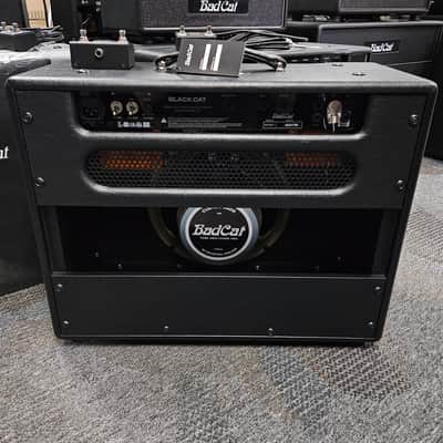 Bad Cat Black Cat Handwired Series 2-Channel 20-Watt 1x12" Guitar Combo - Black image 8