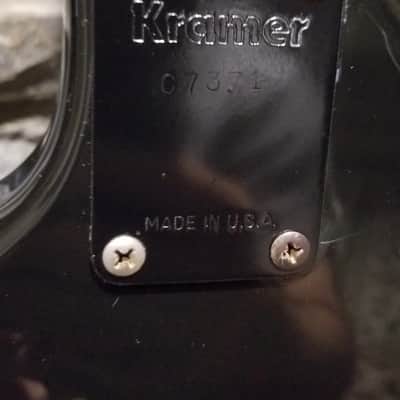 Kramer  Baretta  1985 Black image 15