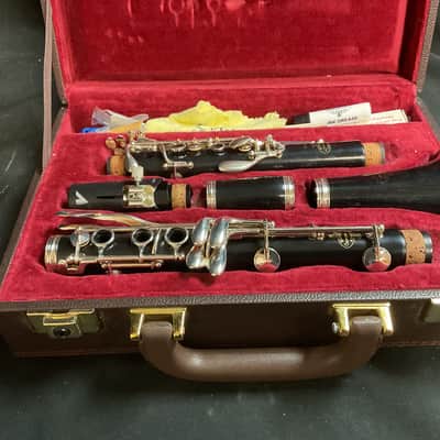 Buffet Crampon E12 Bb Soprano Clarinet serial 989599 - Black image 2