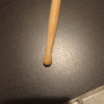 Regal Tip RARE/Collectable Alex Van Halen signature single drum stick #2 90s - Lacquered Selected Hickory image 5