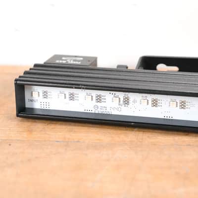 Elation Pixel Bar 12 LED Fixture (12 LEDs) CG01MA2 image 3