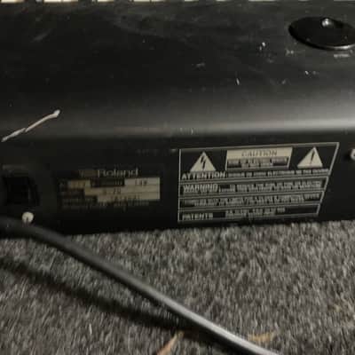 Roland D-70 76-Key Super LA Synthesizer 1990 - 1994 - Black image 5