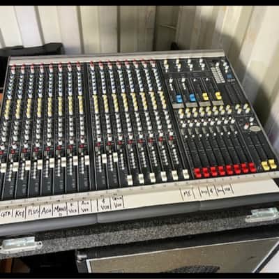 Allen & Heath GL3000 16-Channel, 8-Group Mixing Console w/Case & Power Supply image 1