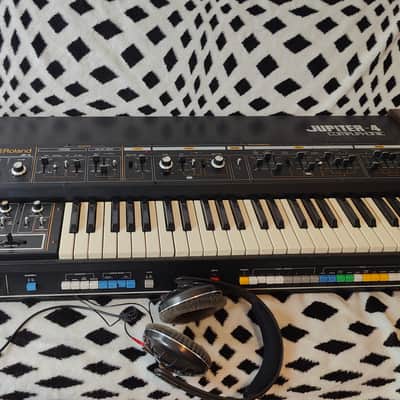 Roland Jupiter 4 early BA662, restored,midi in out true image 19