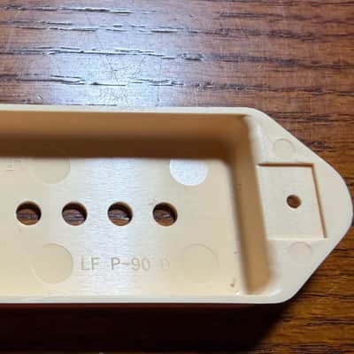Lindy Fralin Dogear P90 Bridge Pickup +5% Overwound Cream Cover image 7