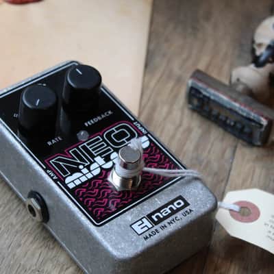 EHX "Neo Mistress Flanger" image 1
