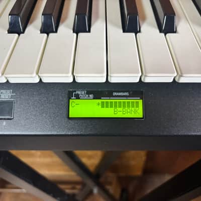Hammond XB-2 Version 2 ORGAN 90S Keyboards 61-Key w/ bag image 7