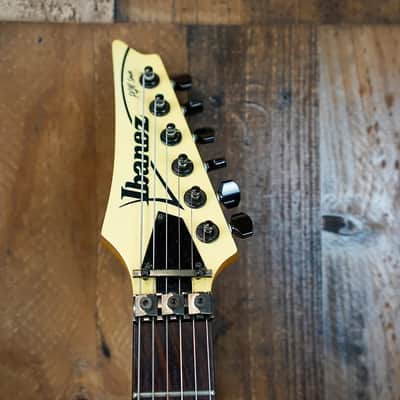 Ibanez PGM30-WH Paul Gilbert Signature with Lo TRS II Tremolo 1995 - 2002 - White image 21