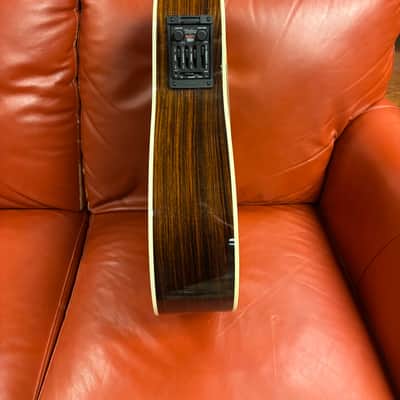 2000 Taylor 814ce with Fishman Electronics Natural image 10