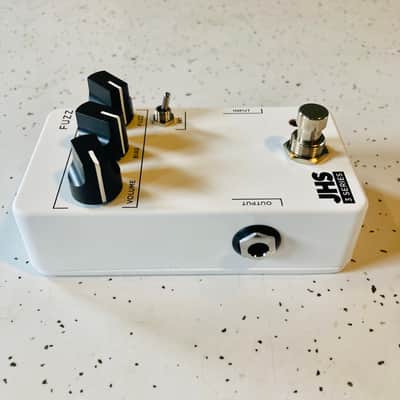JHS 3 Series Fuzz Pedal - New Effects Pedal - Sounds Great! image 2