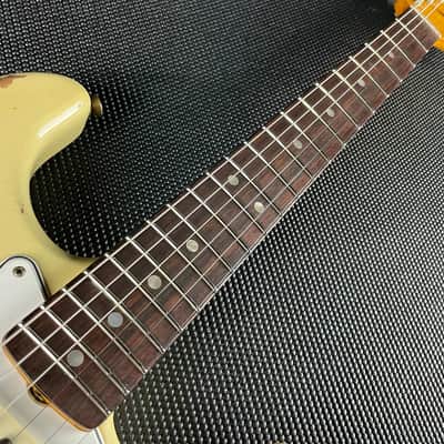Fender Custom Shop 1967 Stratocaster, Heavy Relic- Aged Vintage White image 15