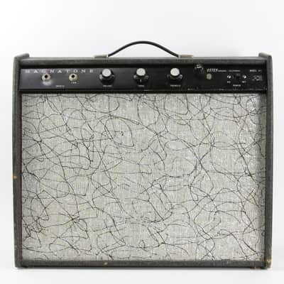 Magnatone Starlite Model 411 15-Watt 1x8" Guitar Combo