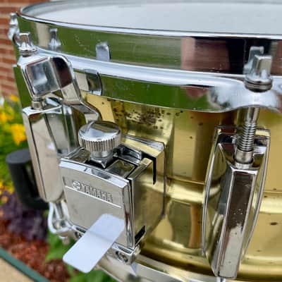 1980s Yamaha SD495 5.5x14 Brass Snare Drum 10-Lug image 5