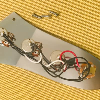 B17-CR Jazz Bass Loaded Pre-wired Chrome Control Plate Assembly image 2