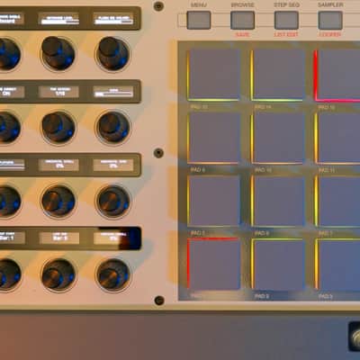 Akai MPC X Special Edition Standalone Sampler incl. MPC Pro Pack upgrade image 18