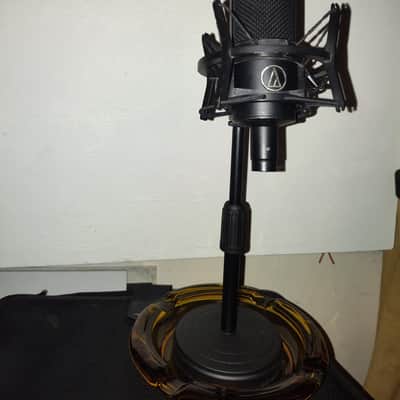 Audio-Technica AT4033 with AT8441 shockmount + stand image 8