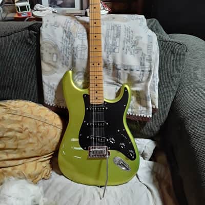 Fender American Ultra II Stratocaster with Maple Fretboard 2024 - Present - Solar Flare image 1