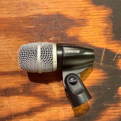 Shure PG56-LC Cardioid Swivel-Mount Dynamic Snare/Tom Microphone with A50D Mount 2010s - Black image 2