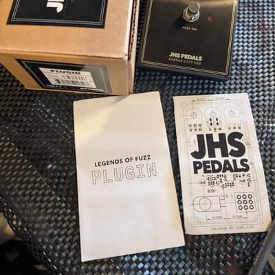 JHS Plugin legends of fuzz bosstone clone image 1