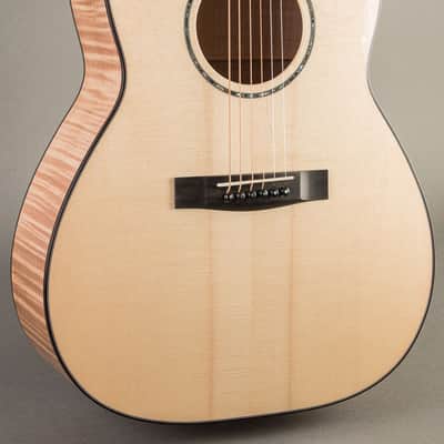 Huss and Dalton CM Cutaway Custom 2024 - Natural image 2