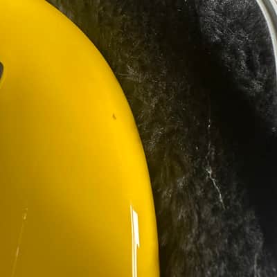 Fender Tom DeLonge Signature Stratocaster 2002 - 2003 - Graffiti Yellow image 6