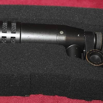 Yamaha MZ204 Dynamic Microphone | Reverb