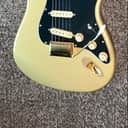 2009 Fender Classic Series '50s Stratocaster electric guitar Aztec gold