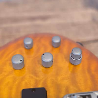 Ibanez BTB400QM-HS Standard 2004 - 2005 - Honey Sunburst image 7